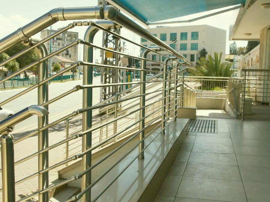 Ống inox 201 làm lan can