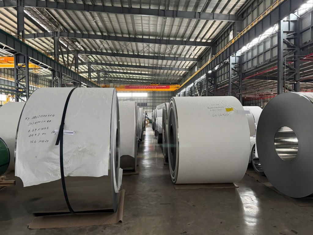 cuộn inox 304 với inox 201