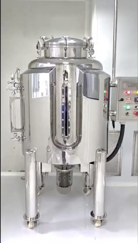 Thiết bị sản xuất dược phẩm ứng dụng inox 304/BA