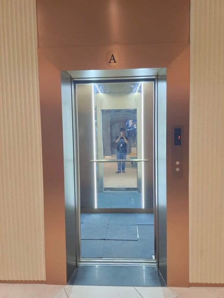 Inox 304 dày 1.2mm màu vang hồng